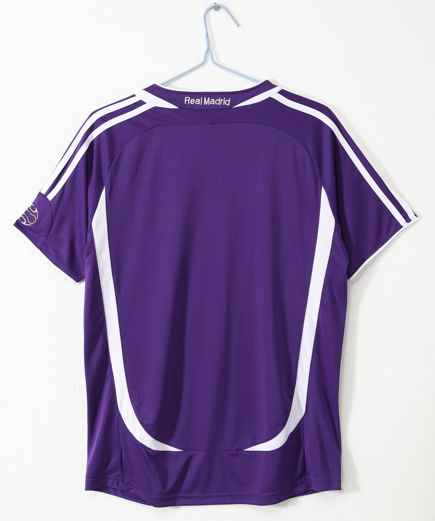 MAILLOT RETRO REAL MADRID EXTERIEUR 2006/2007