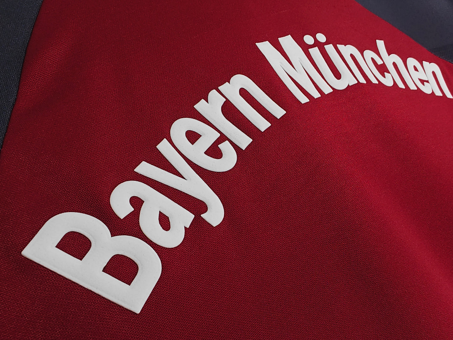 MAILLOT RETRO BAYERN MUNICH DOMICILE 2001/2002