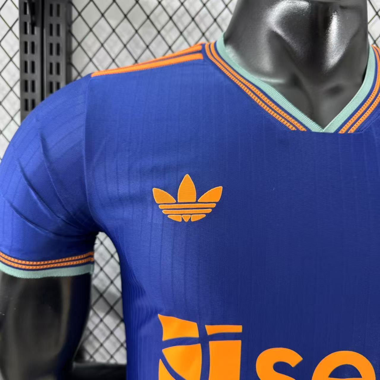 MAILLOT NEWCASTLE THIRD 2025-2026