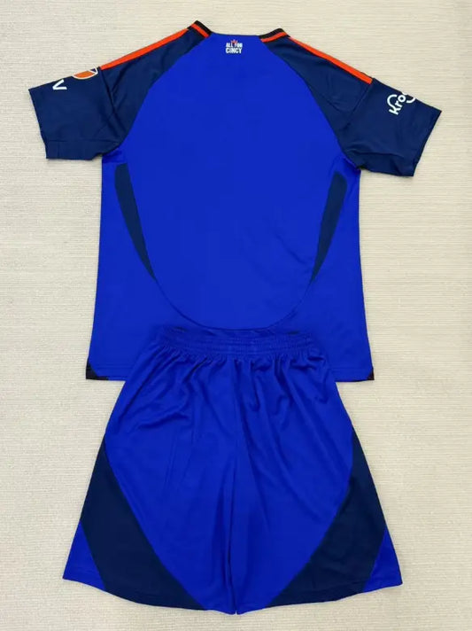 ENSEMBLE CINCINNATI DOMCILE 2025/2026