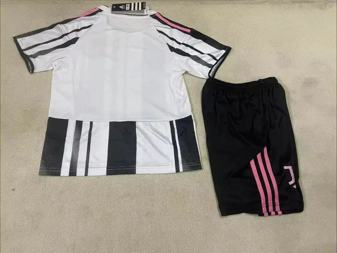 ENSEMBLE JUVENTUS DOMICILE 2025/2026
