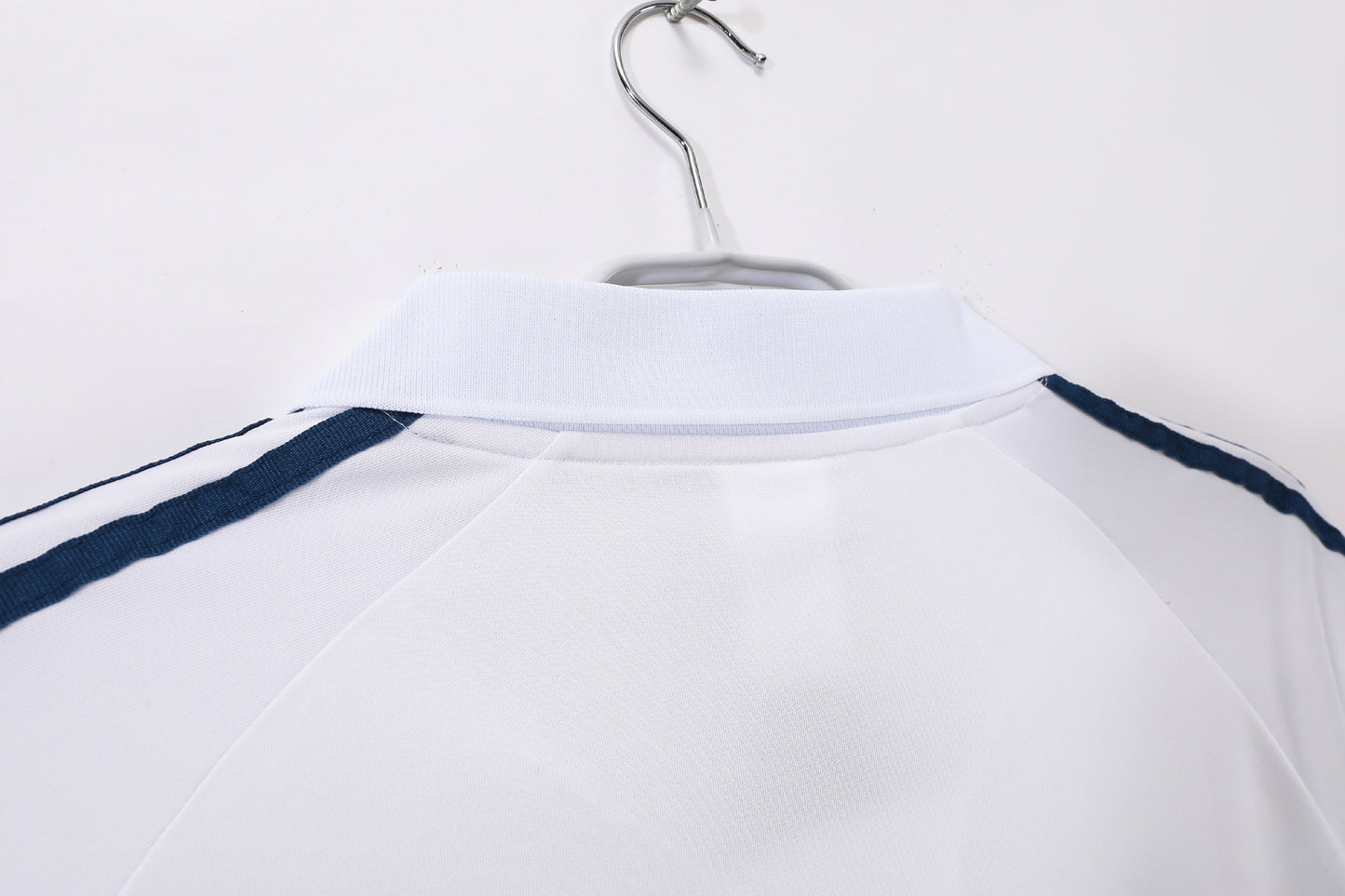 MAILLOT RETRO REAL MADRID DOMICILE 2001/2002
