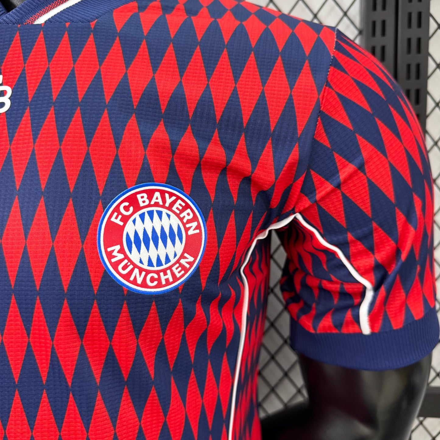 MAILLOT BAYERN MUNICH LIFESTYLE RETRO 2025/2026
