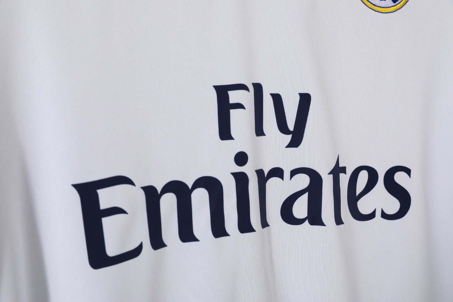 MAILLOT RETRO REAL MADRID DOMICILE 2016/2017