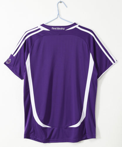 MAILLOT RETRO REAL MADRID EXTERIEUR 2006/2007