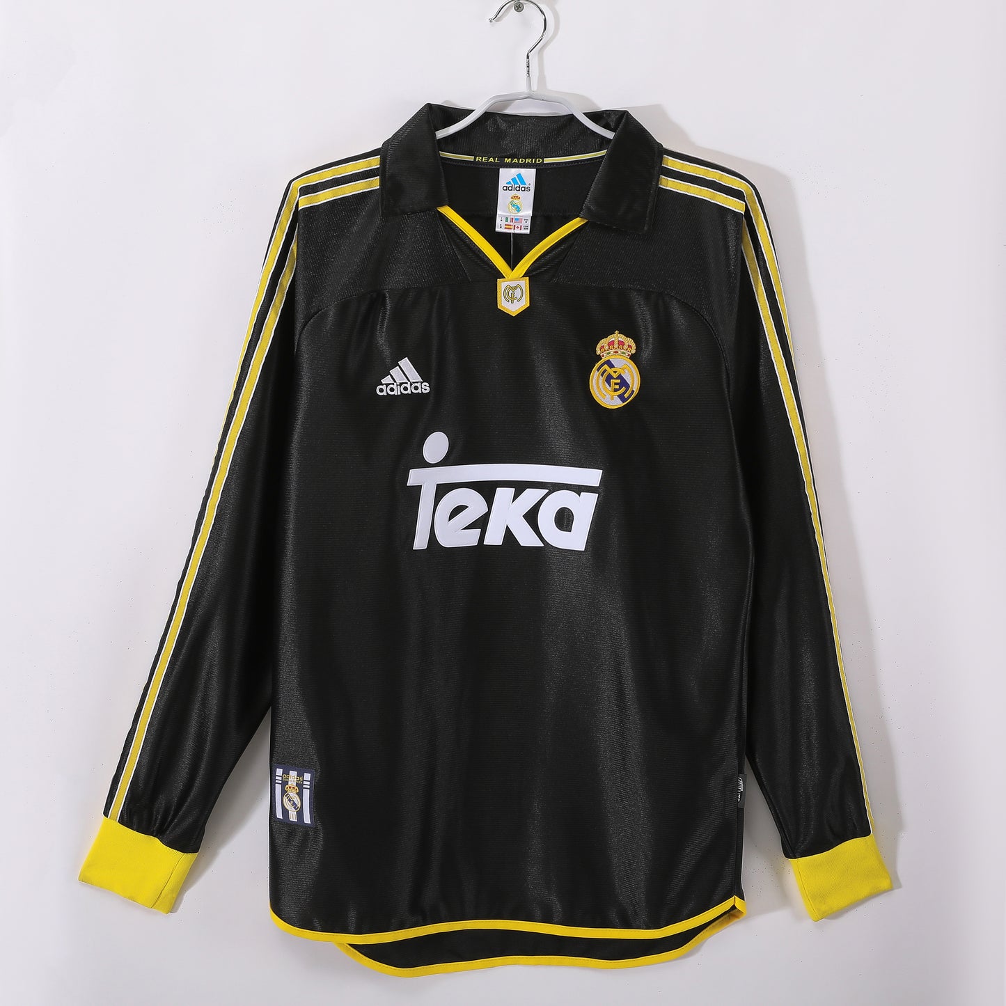 MAILLOT RETRO REAL MADRID EXTERIEUR 1999/2000