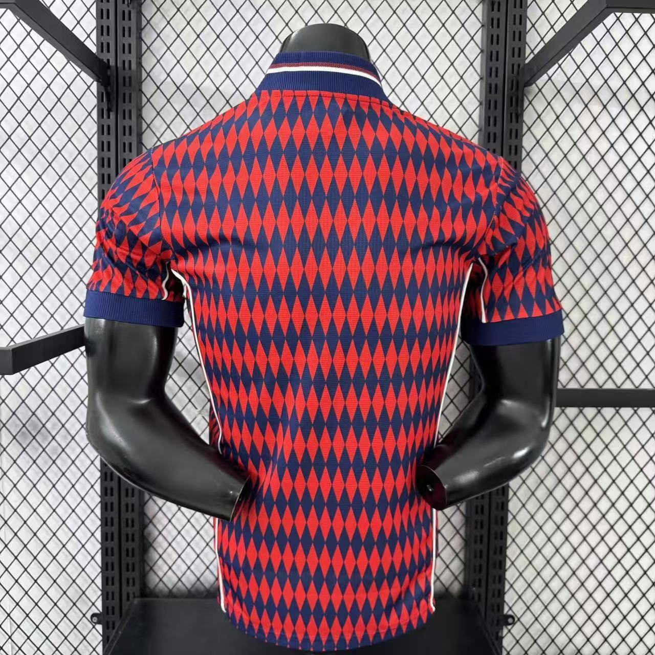 MAILLOT BAYERN MUNICH LIFESTYLE RETRO 2025/2026