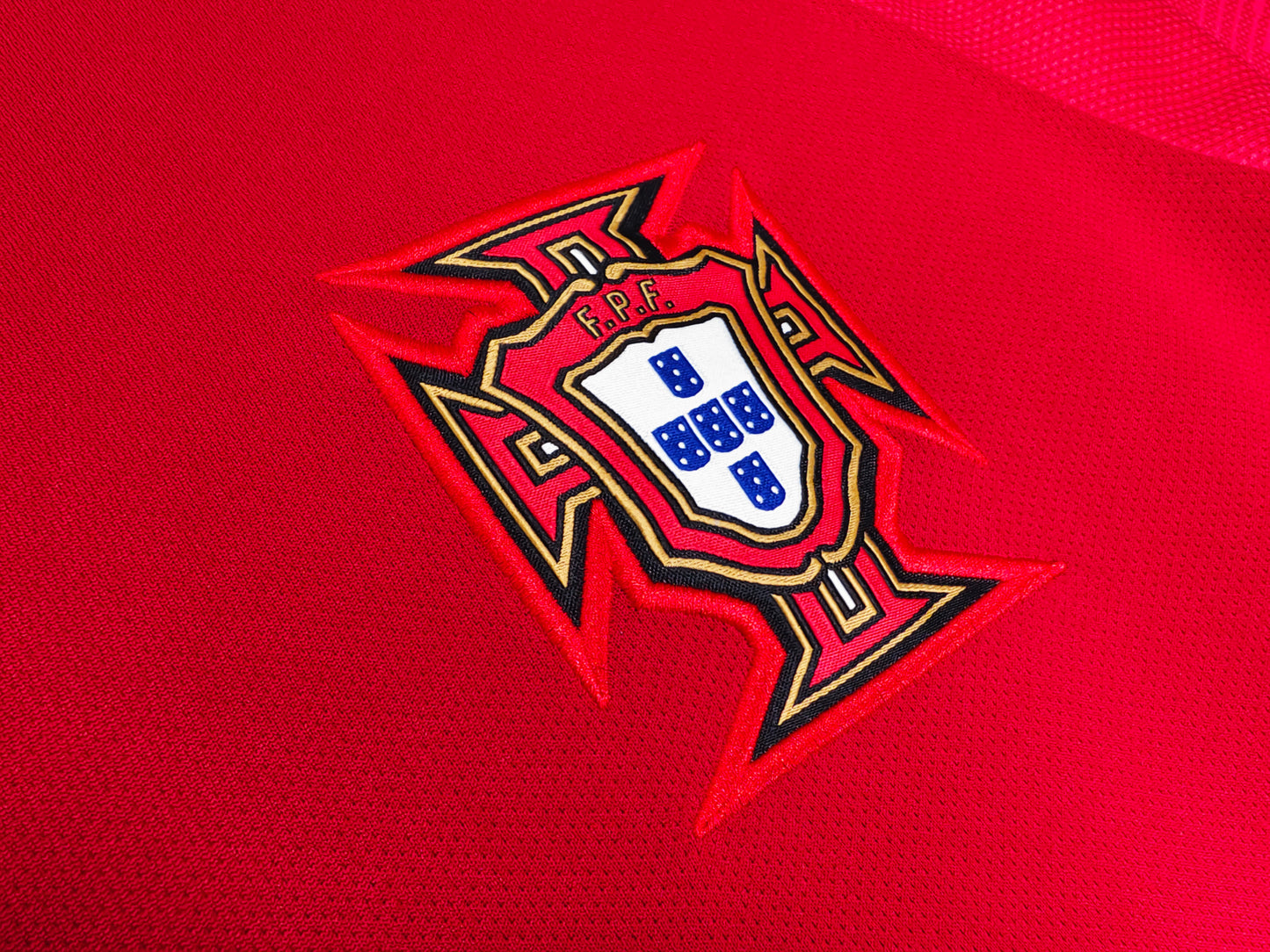 MAILLOT RETRO PORTUGAL DOMICILE 2018/2019
