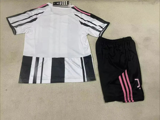 ENSEMBLE JUVENTUS DOMICILE 2025/2026