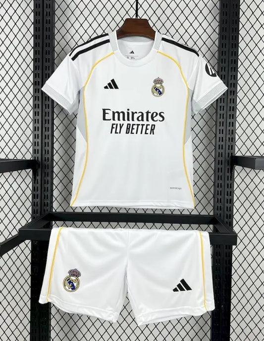 ENSEMBLE REAL MADRID DOMICILE 2025/2026