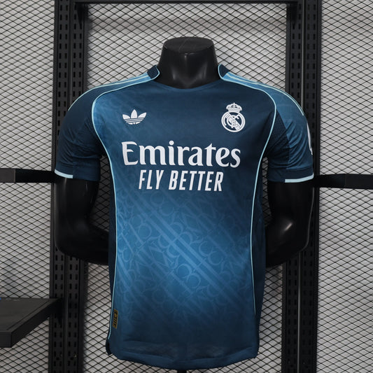 MAILLOT CONCEPT REAL MADRID