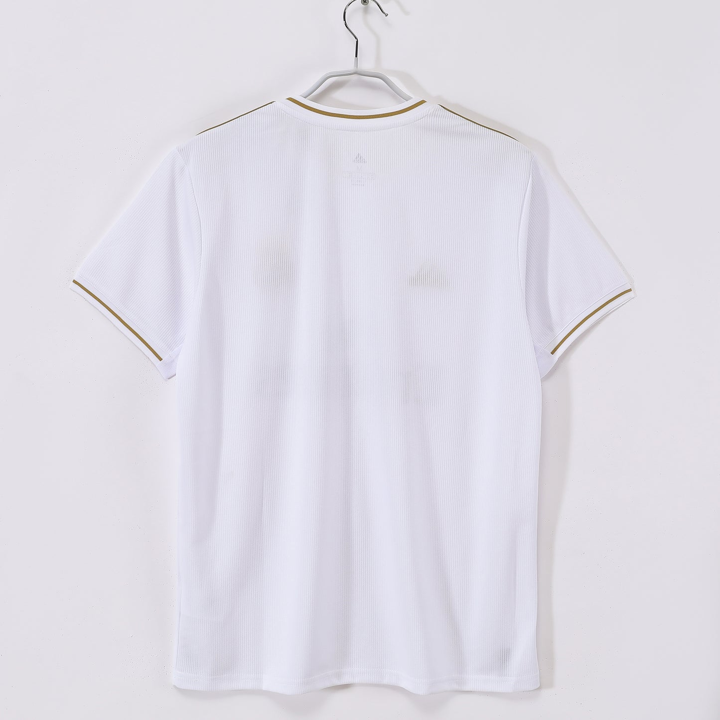 MAILLOT RETRO REAL MADRID DOMICILE 2019/2020