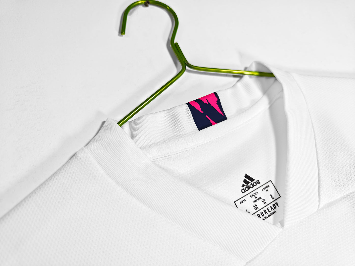 MAILLOT RETRO REAL MADRID DOMICILE 2020/2021