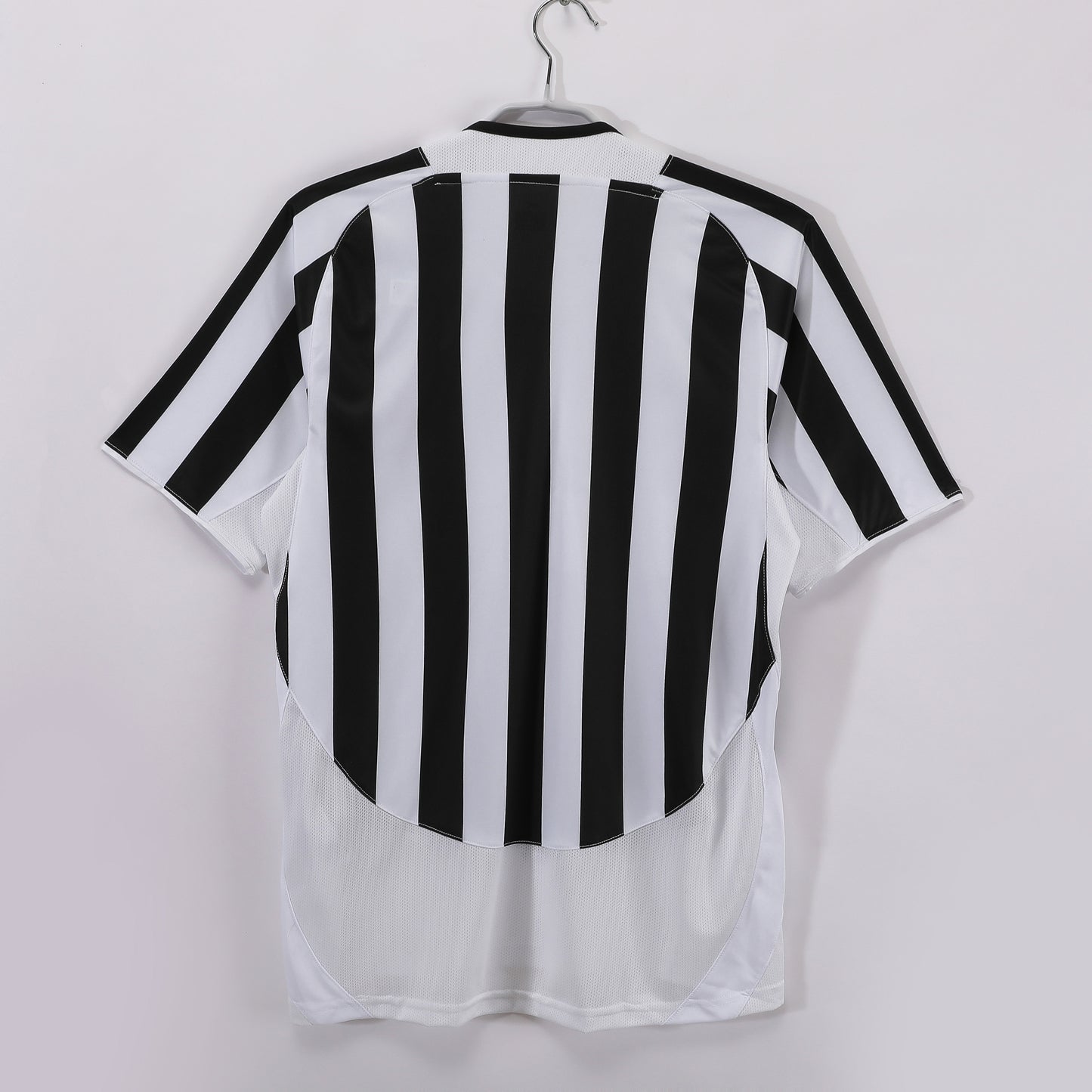 MAILLOT RETRO JUVENTUS DOMICILE 2003/2004